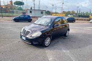 Lancia Ypsilon 1.2 Oro