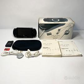 Sony PSP 1004 Nera Scatola NO Umd + 50 Giochi