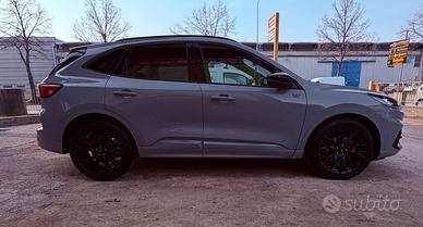 Ford Kuga III 2.5  Hybrid ST Line Graphite Edition
