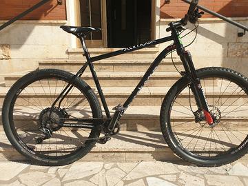 Stambek XL 2019 acciaio Columbus e Deda,