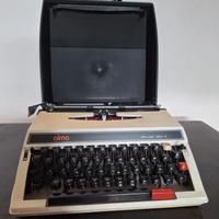 macchina per scrivere Alma,made in Japan. 