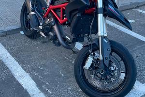 Ducati hypermotard 821
