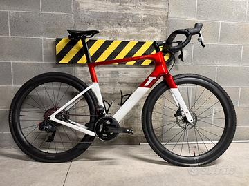 3T racemax force D1 AXS 2x12  2024