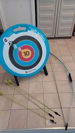 Arco con bersaglio e frecce a ventosa