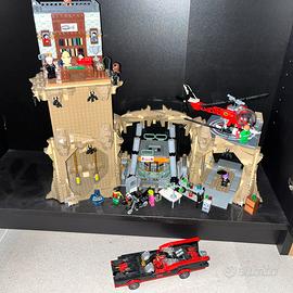 LEGO 76052 BATMAN BATCAVE TV COMPLETO CON SCATOLA