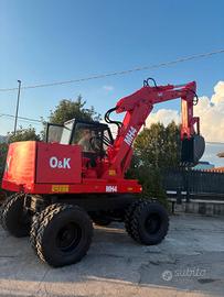 E142 - ESCAVATORE O&K MH4