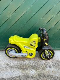 Moto Bimbo