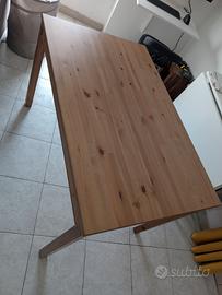 tavolo in legno ikea hagernas 