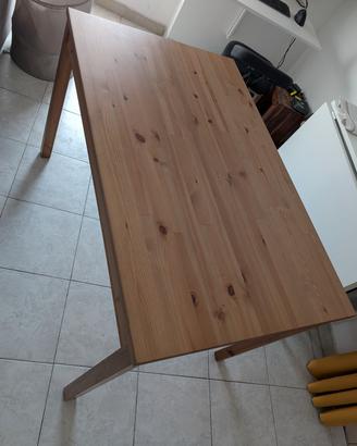 tavolo in legno ikea hagernas 