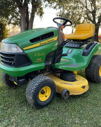 Trattorino rasaerba John Deere 105 automatic