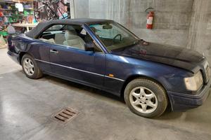 Mercedes A124 E200 Cabrio 