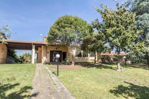 BIFAMILIARE A MONTEROSI