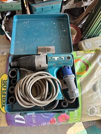 Avvitatore a impulsi Makita 6905B