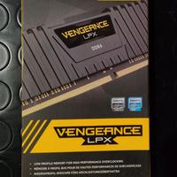 Kit Ram DDR4 3000 mhz corsair vengeance nere