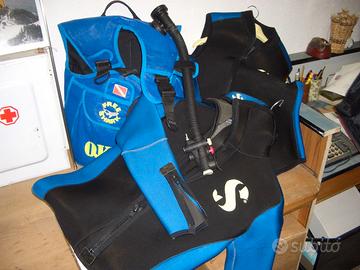 attrezzatura subaquea completa