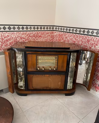 Mobile in legno giradischi/radio