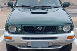 nissan terrano 2 5p. 2.7d
