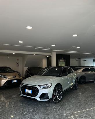 Audi A1 allstreet 30 TFSI Identity Contrast