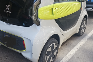 Auto elettrica YoYo 125 anno 2024