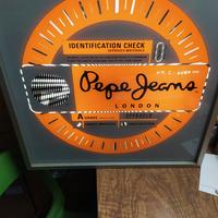 insegna vintage luminosa 