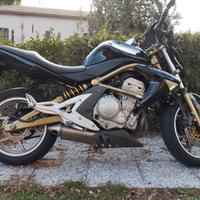 Moto Kawasaki ER - 6N