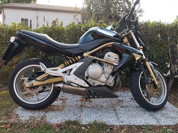 Moto Kawasaki ER - 6N