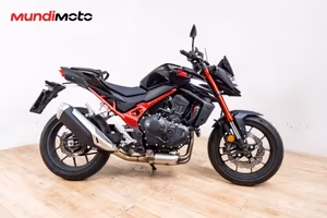 HONDA CB 750 HORNET - 2023