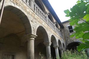 Immobile di 1200 m² con 1 locale a Tuscania