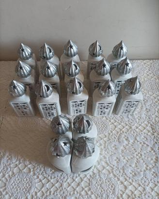 Lotto 19 bomboniere portacandele bianche argento
