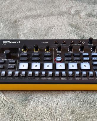 Sampler Roland AIRA P-6