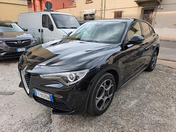 Alfa Romeo Stelvio 2.2 Turbodiesel 160 CV AT8 RWD 