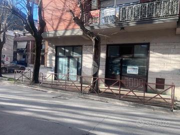 NEGOZIO A CASSINO