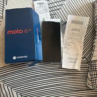 Motorola E14