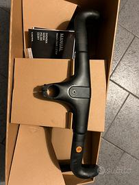 Manubrio cockpit Canyon Grail gravel