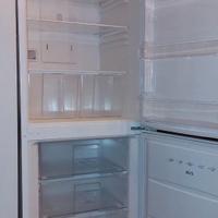 Frigorifero ventilato con congelatore