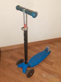 Monopattino bambini 3 ruote ruote luminose LED