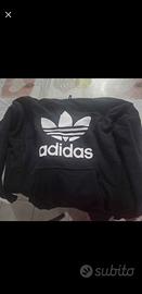 felpa nera adidas