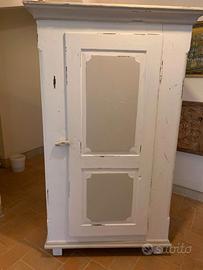 Mobile armadio rustico in stile shabby