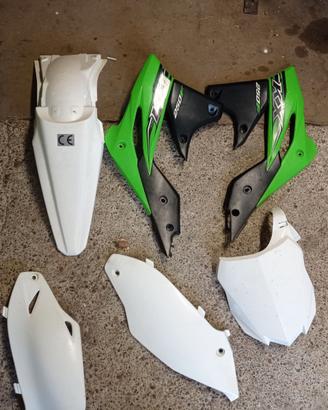 Kawasaki 250 kxf 2015 ricambi/plastiche