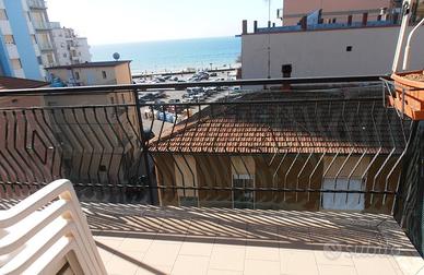 Follonica Z Centro 5 posti letto 300m dal mare