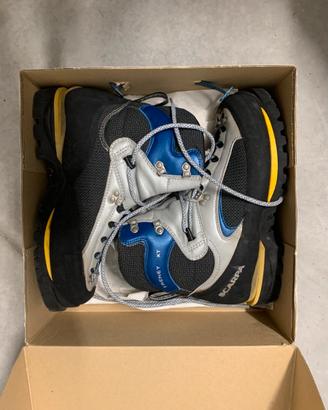 Scarponi da alpinismo Scarpa freney xt gtx