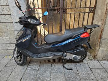 Piaggio X7 250i 