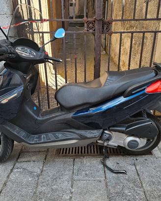 Piaggio X7 250i 
