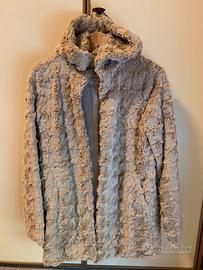 Cappotto di pelliccia PULL & BEAR