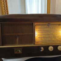 Radio d'epoca "La Voce del Padrone"