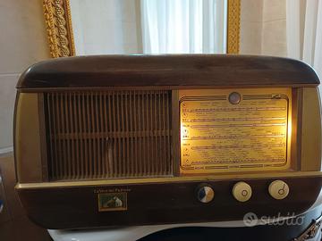 Radio d'epoca "La Voce del Padrone"