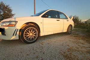 MITSUBISHI Lancer EVO - 2001