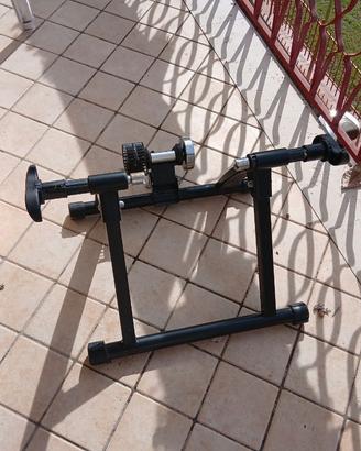 Rullo per allenamento bici indoor