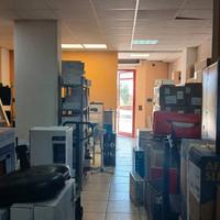 Magazzini commerciali