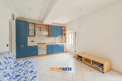 3 LOCALI A LA SPEZIA